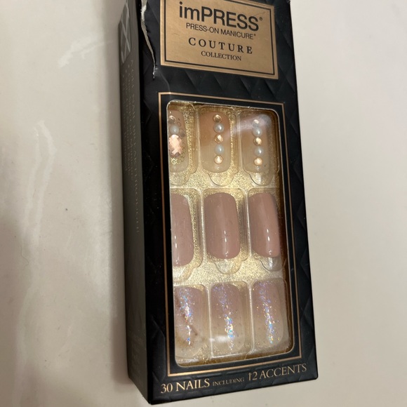 Three brand new packs of press on gel nails - Picture 3 of 4